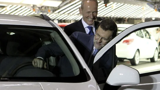 Mariano Rajoy en Figueruelas subiendo a un coche Mariano Rajoy en Figueruelas subiendo a un coche