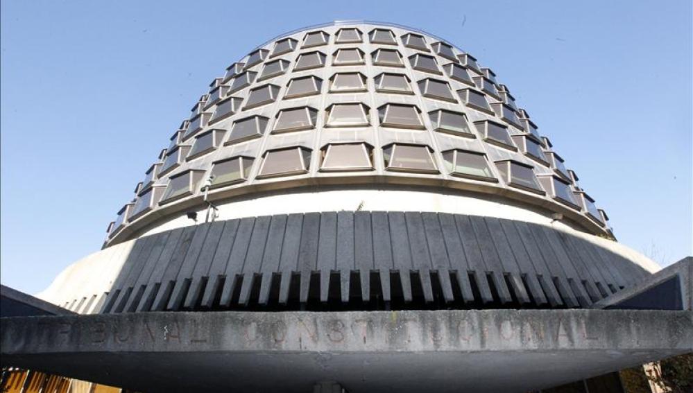 Fachada del edificio del Tribunal Constitucional en Madrid