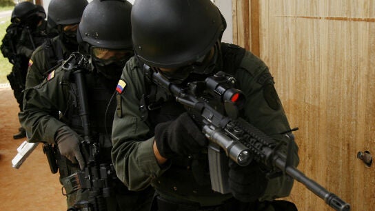 Grupo Antisecuestro de Colombia (GAULA).