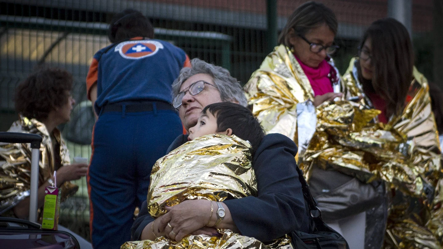 Varios heridos en el accidente del tren de París Varios heridos en el accidente del tren de París