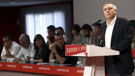 Pere Navarro: "El PSC seguirá siendo coherente y votará lo mismo en Cataluña que en España" Pere Navarro: "El PSC seguirá siendo coherente y votará lo mismo en Cataluña que en España"