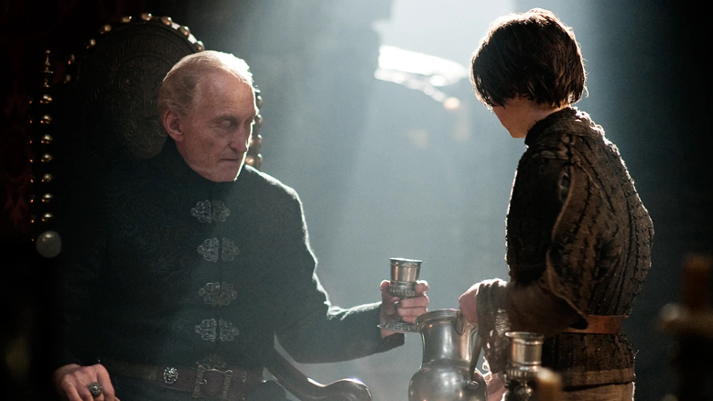 Tywin Lannister desconoce de dónde proviene Arya Tywin Lannister desconoce de dónde proviene Arya