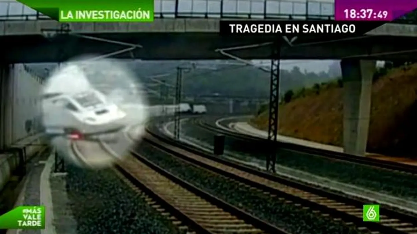 Instantes previos al descarrilamiento del tren Instantes previos al descarrilamiento del tren