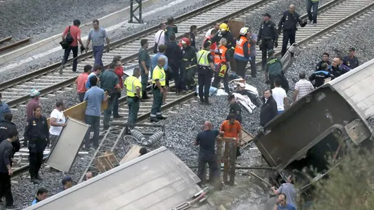 Imagen del lugar del accidente de tren en Santiago de Compostela Imagen del lugar del accidente de tren en Santiago de Compostela