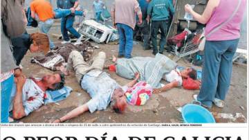 El accidente de tren en la portada de 'LaVoz de Galicia'.