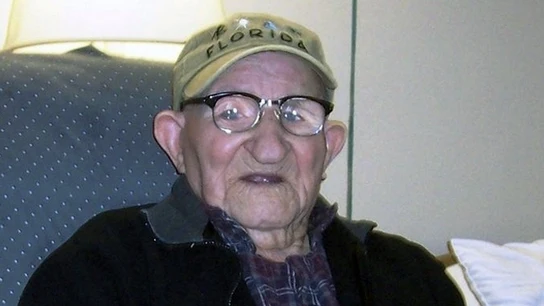 El español Salustiano Sánchez Blázquez es el hombre más viejo del mundo El español Salustiano Sánchez Blázquez es el hombre más viejo del mundo