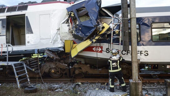 Choque de dos trenes en Suiza