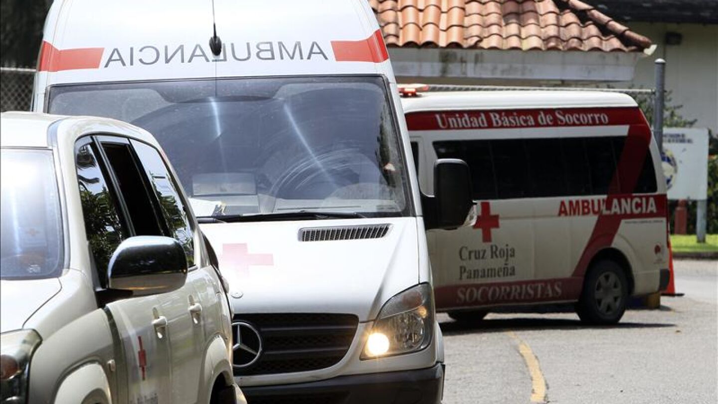 Ambulancias cerca de la playa