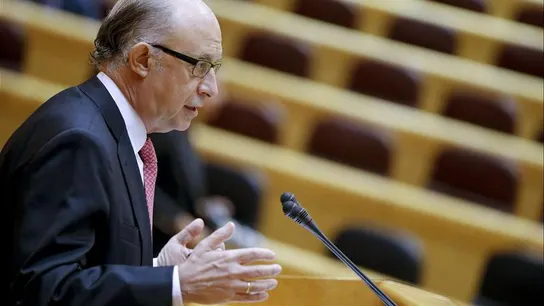 Cristóbal Montoro comparece en las Cortes Cristóbal Montoro comparece en las Cortes