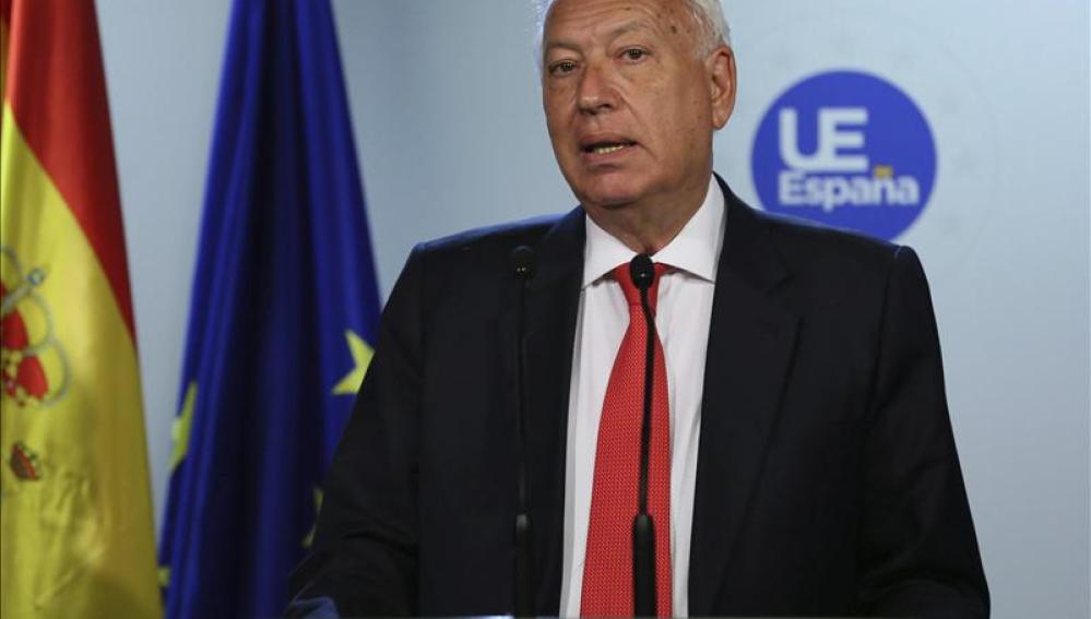 El ministro de Exteriores español, José Manuel Garcia-Margallo, da una rueda de prensa
