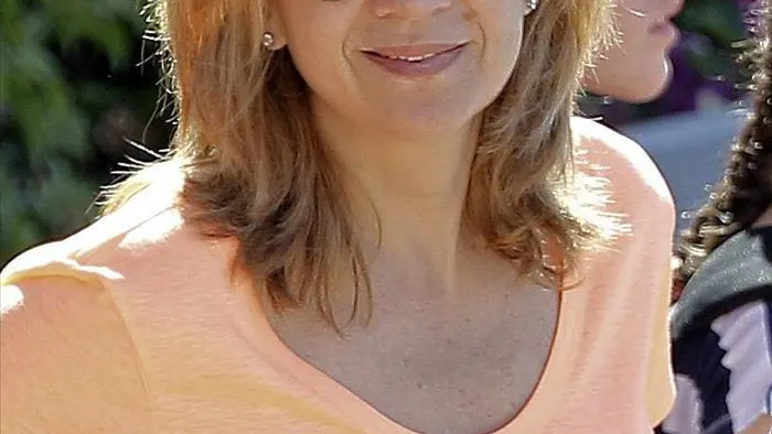 La infanta Cristina con gafas de sol