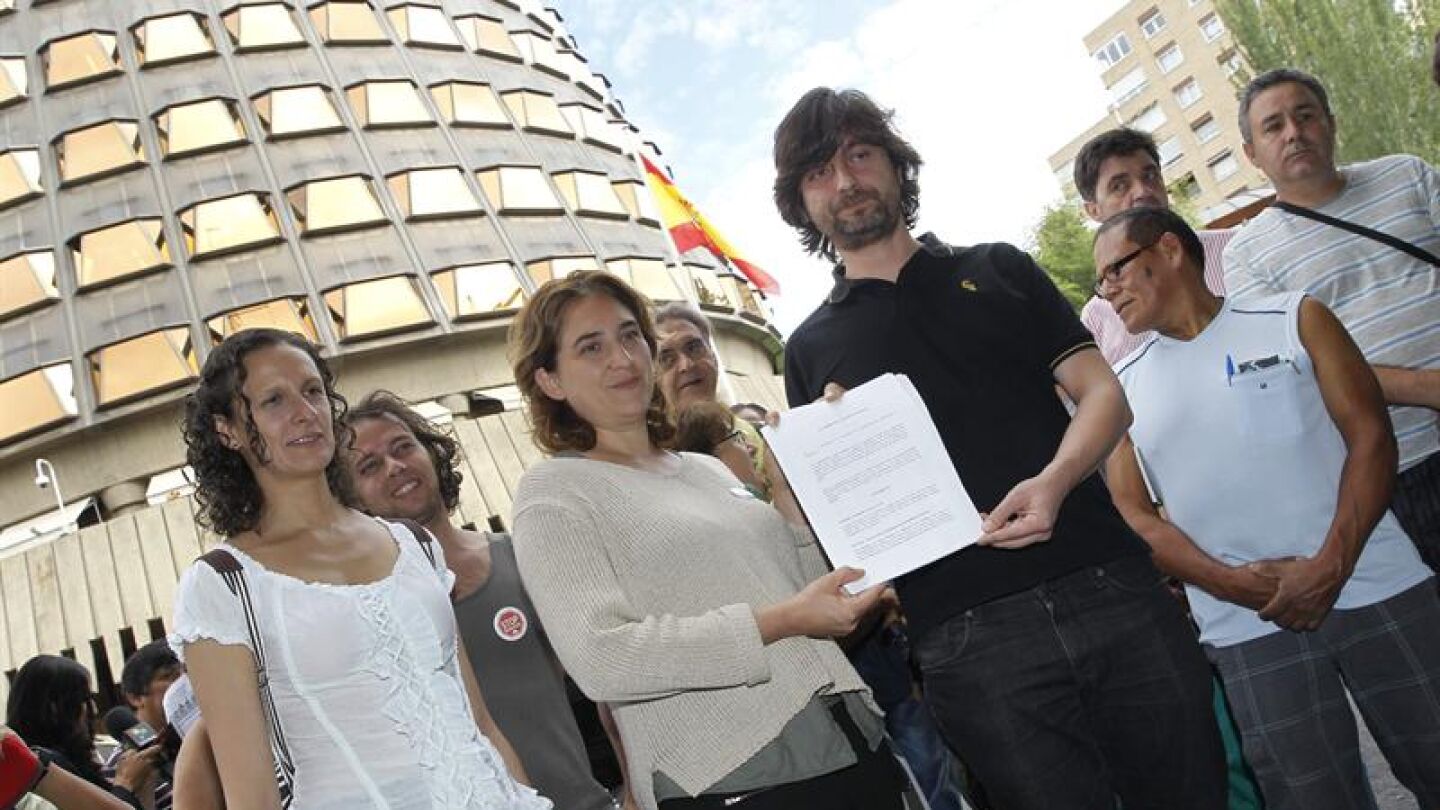 La PAH presenta su recurso contra los desahucios en el Constitucional