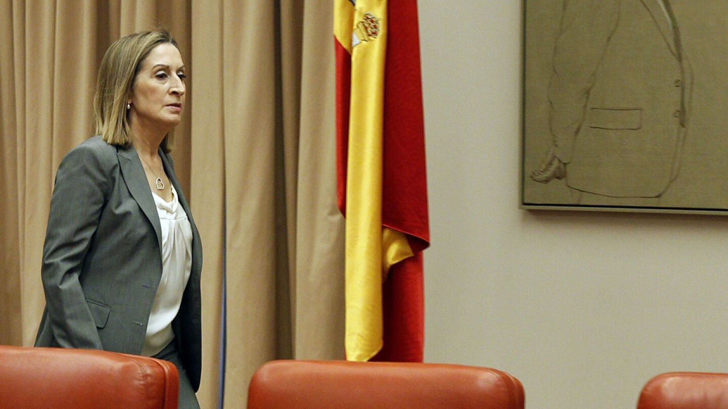 Ana Pastor: "Las v&iacute;ctimas tienen mi compromiso de que no descansar&eacute; hasta que se sepa la verdad"