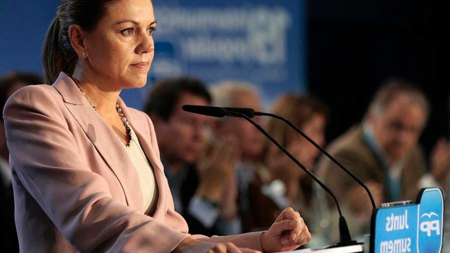 Mar&iacute;a Dolores de Cospedal en un acto del PP valenciano