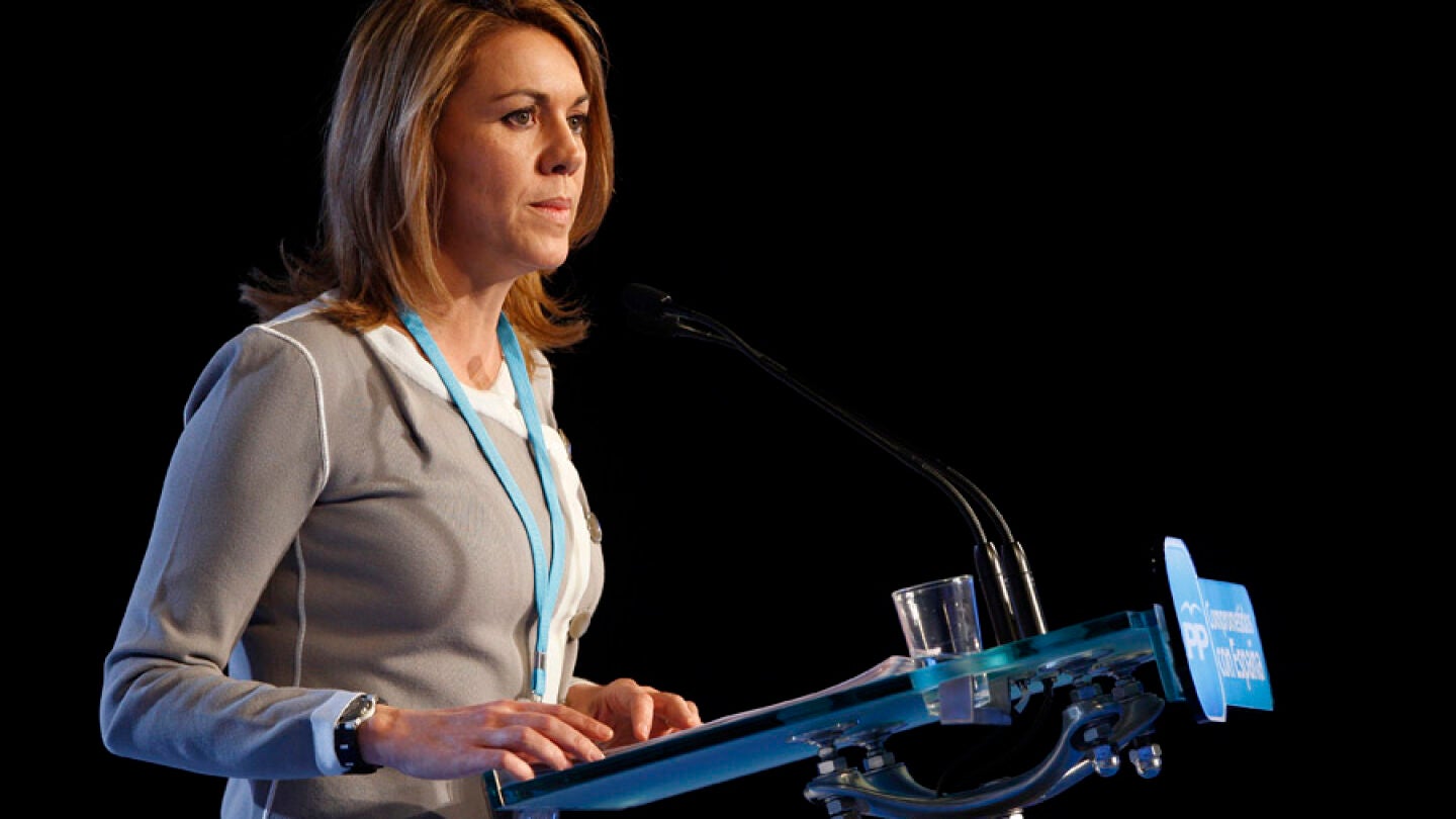 Mar&iacute;a Dolores de Cospedal en un acto p&uacute;blico