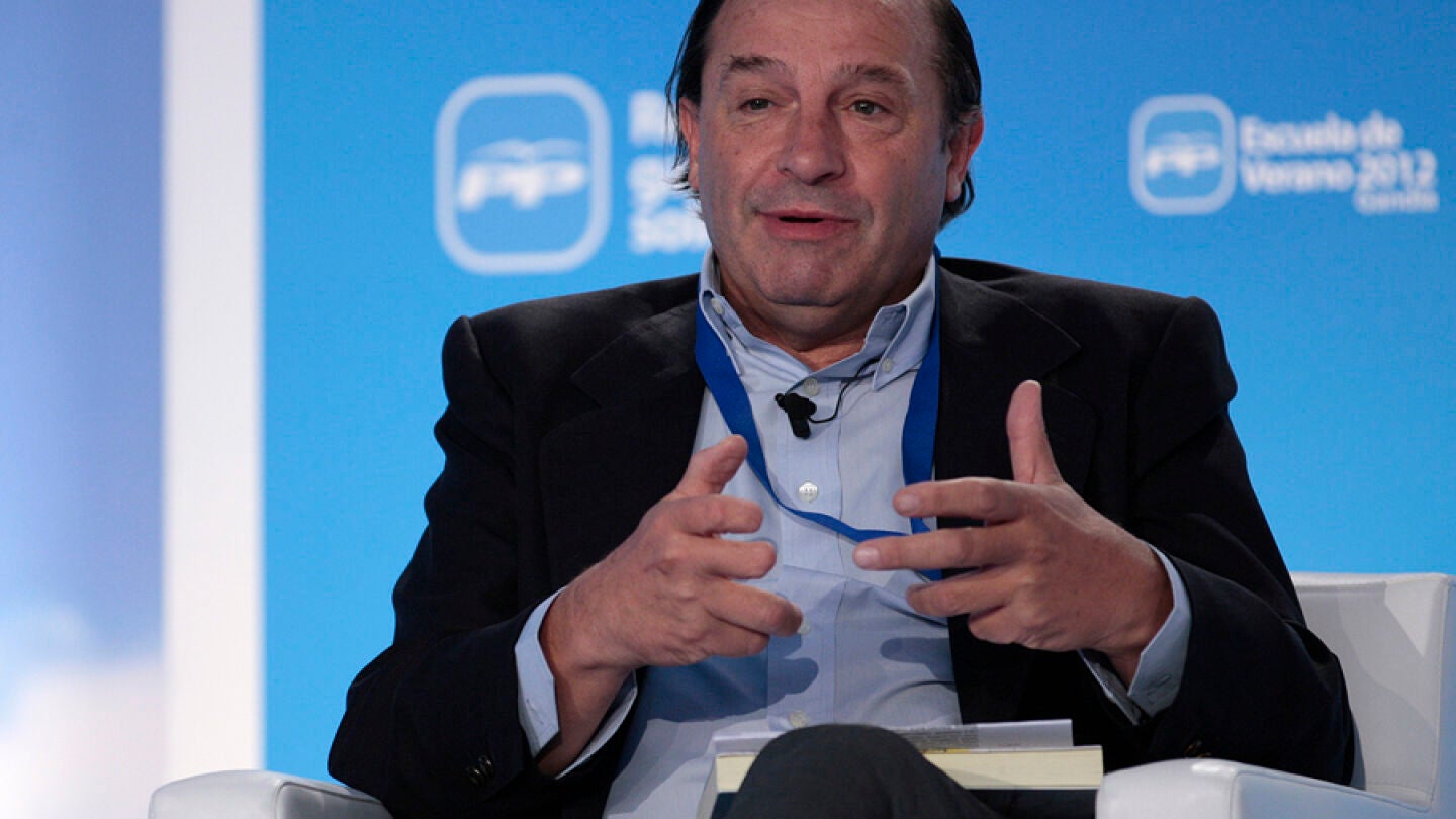 Mart&iacute;nez Pujalte habla en p&uacute;blico (Archivo)