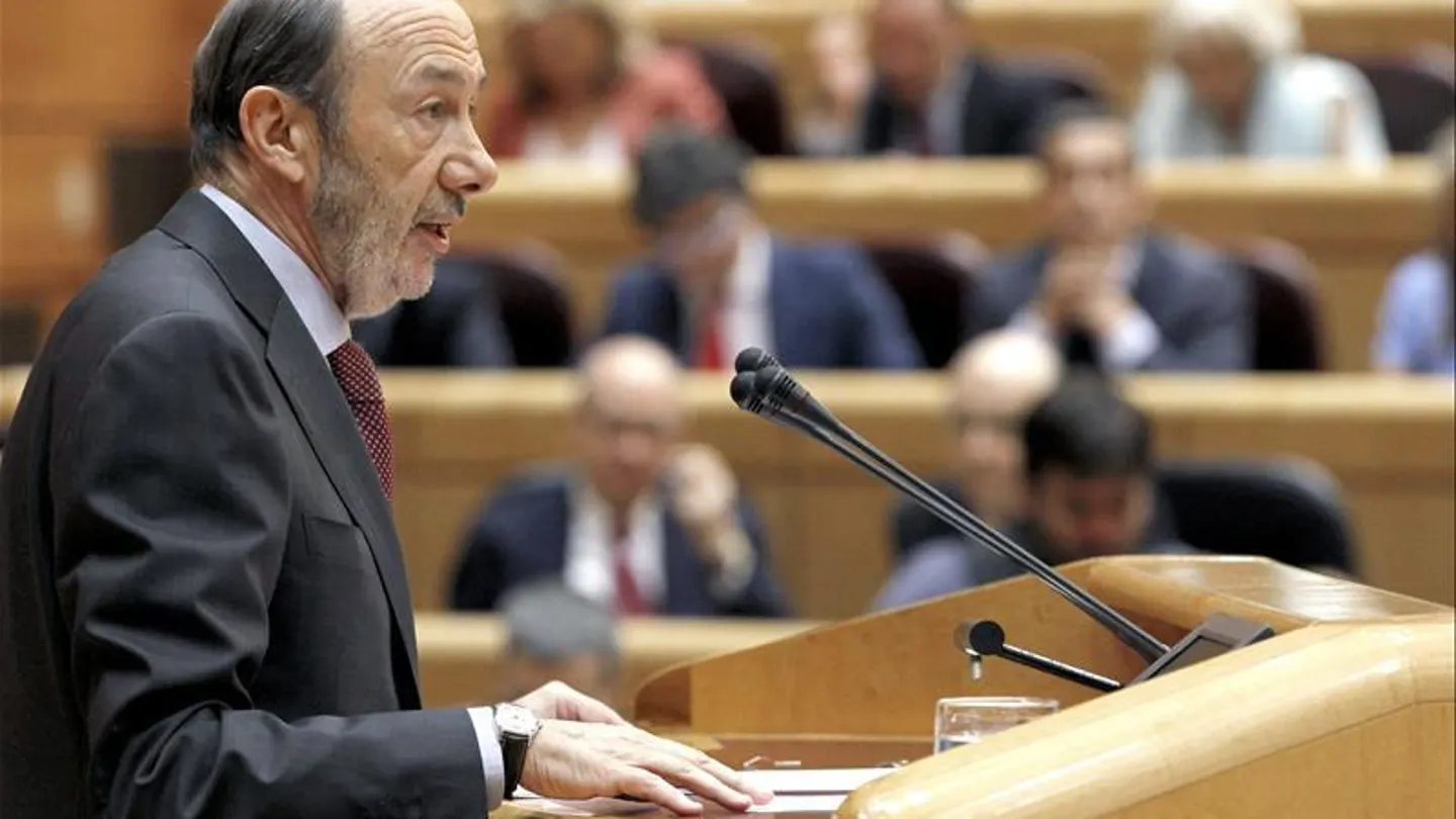 Rubalcaba durante una de sus intervenciones en el Senado Rubalcaba durante una de sus intervenciones en el Senado