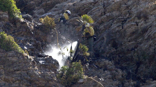 Un centenar de personas desalojadas por un incedio desatado en Mallorca