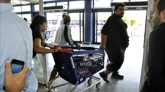 El SAT se lleva productos de un supermercado El SAT se lleva productos de un supermercado