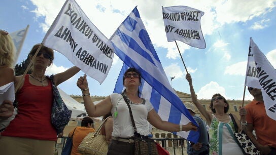 Semana de huelgas en Grecia contra la eliminaci&oacute;n de empleo p&uacute;blico 