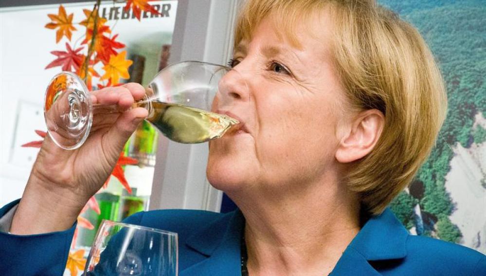 Merkel celebra la victoria