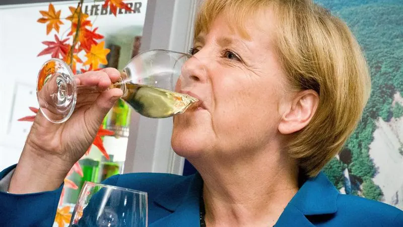 Merkel celebra la victoria