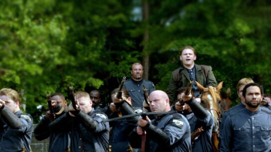 La milicia lucha por su supervivencia