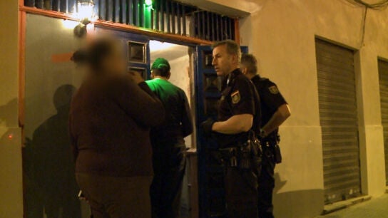 Cliente violento en un prost&iacute;bulo