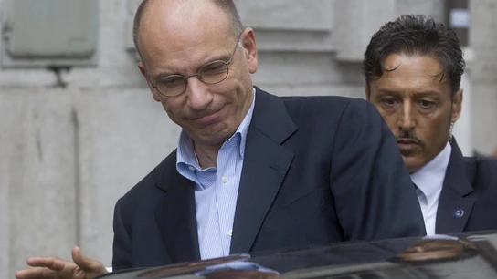El primer ministro italiano comparecerá ante el Parlamento para pedir una moción de confianza El primer ministro italiano comparecerá ante el Parlamento para pedir una moción de confianza