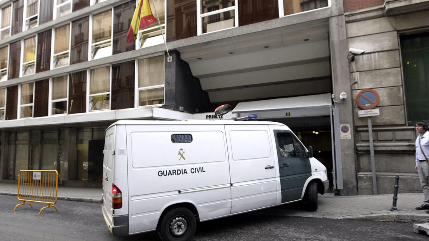 Los 18 detenidos de Herrira pasan hoy a disposición de la Audiencia Nacional Los 18 detenidos de Herrira pasan hoy a disposición de la Audiencia Nacional