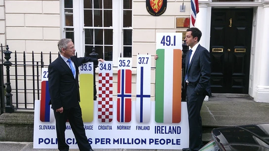 Los irlandeses votan en contra de la abolición de su Senado Los irlandeses votan en contra de la abolición de su Senado