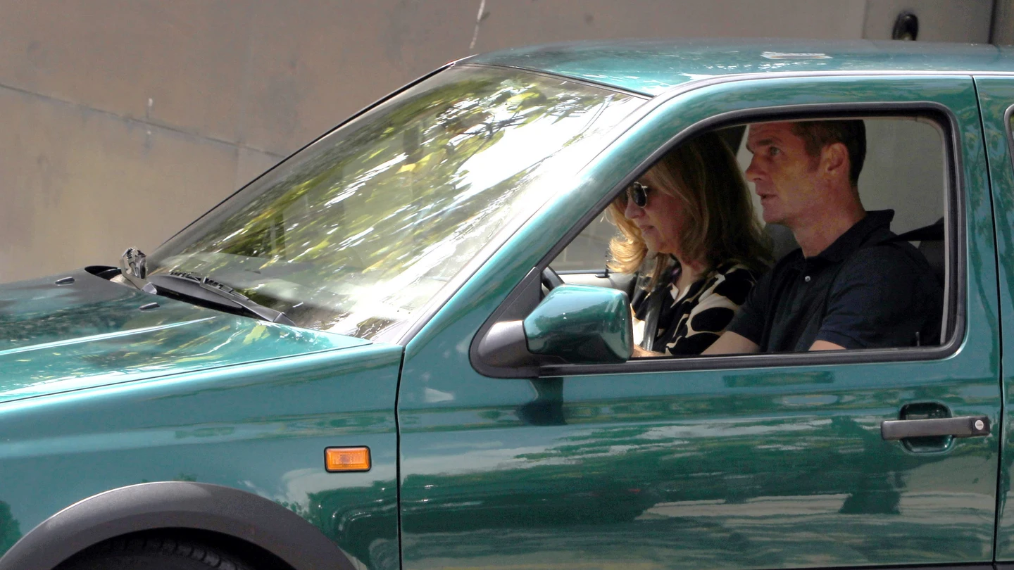 Los Duques de Palma, la infanta Cristina y su esposo Iñaki Urdangarin, salen de su casa de Pedralbes en Barcelona. Los Duques de Palma, la infanta Cristina y su esposo Iñaki Urdangarin, salen de su casa de Pedralbes en Barcelona.