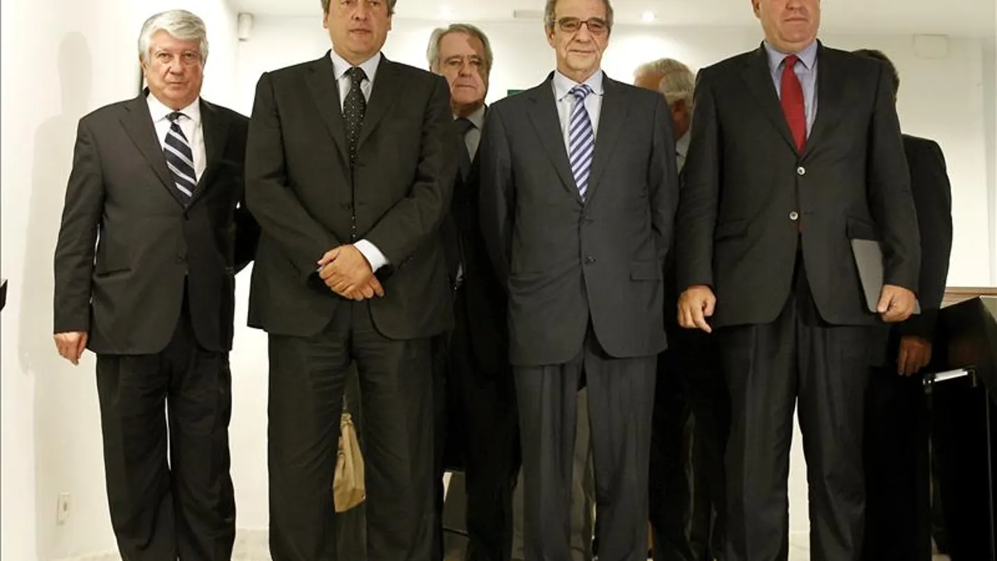César Alierta junto al presidente de la CEOE, Juan Rosell César Alierta junto al presidente de la CEOE, Juan Rosell