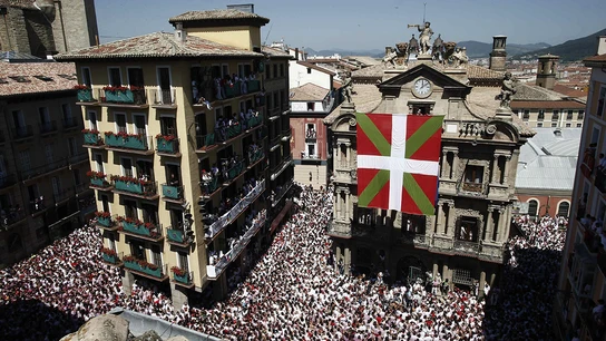 Detenidas seis personas por el incidente que retrasó el inicio de los sanfermines Detenidas seis personas por el incidente que retrasó el inicio de los sanfermines