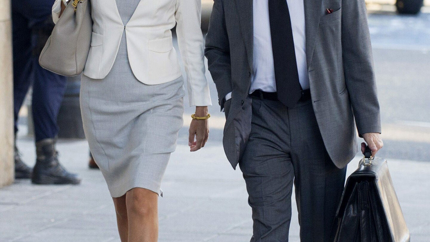 Cospedal niega haber cobrado sobresueldos y acusa a B&aacute;rcenas de falsedad