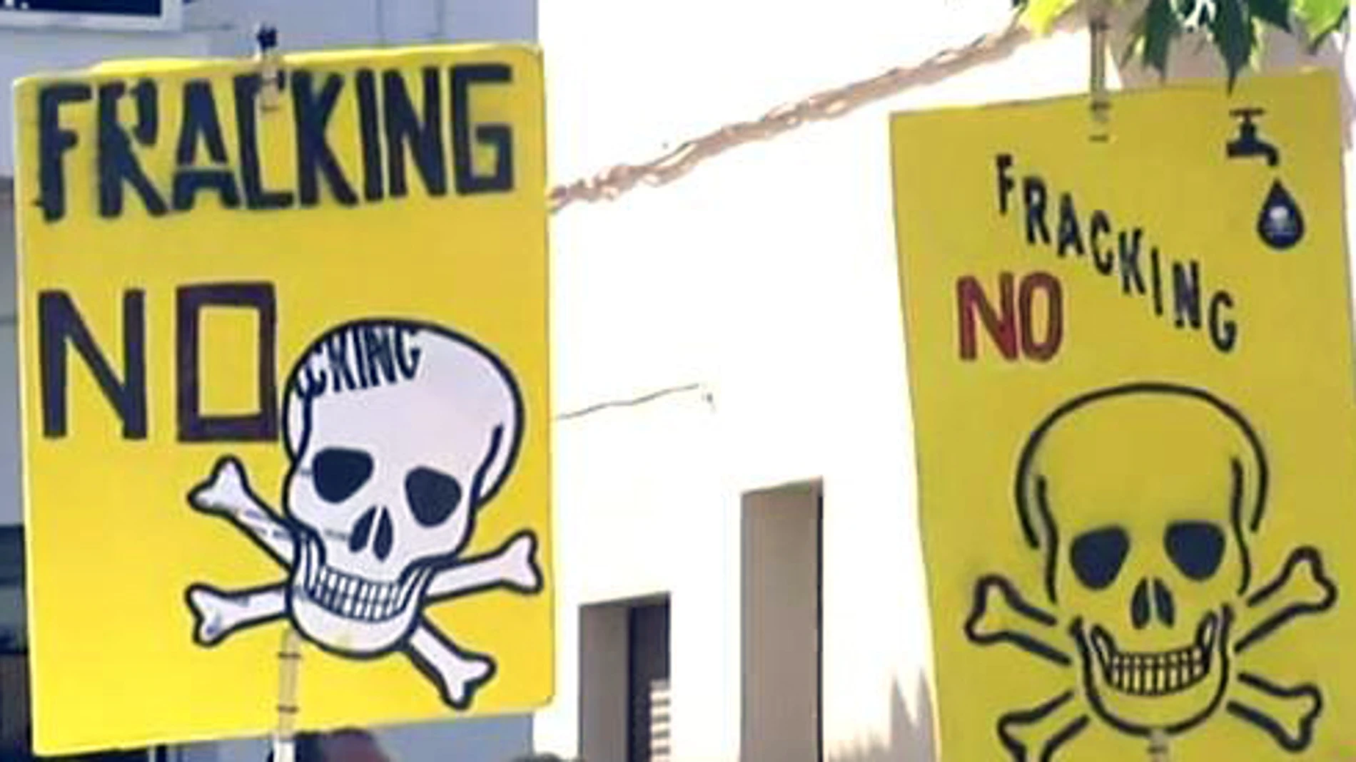 Vecinos de las lagunas de Ruidera protestan por la práctica del 'fracking'