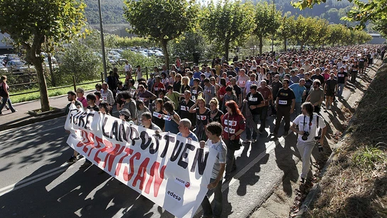 2.000 trabajadores de 'Fagor' se quedarán en el paro tras su cierre 2.000 trabajadores de 'Fagor' se quedarán en el paro tras su cierre