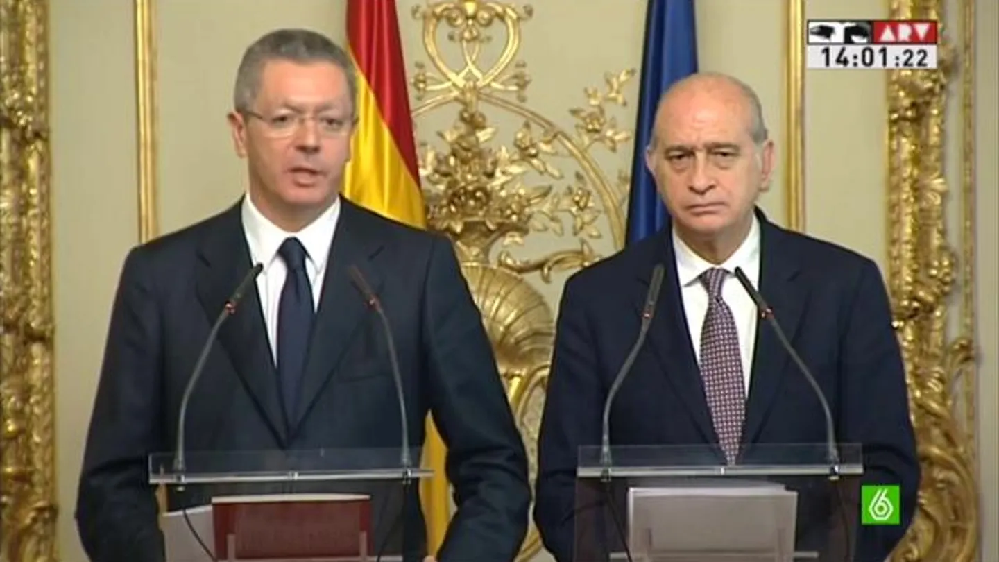 Rueda de Prensa de los ministros de Justicia e Interior Rueda de Prensa de los ministros de Justicia e Interior