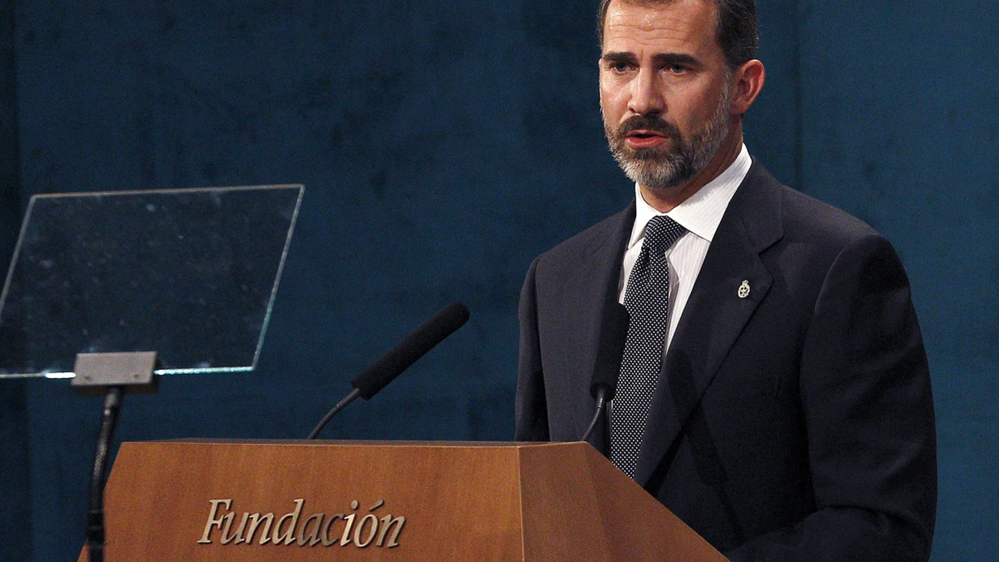 El Príncipe de Asturias realiza su discurso en el teatro Campoamor El Príncipe de Asturias realiza su discurso en el teatro Campoamor