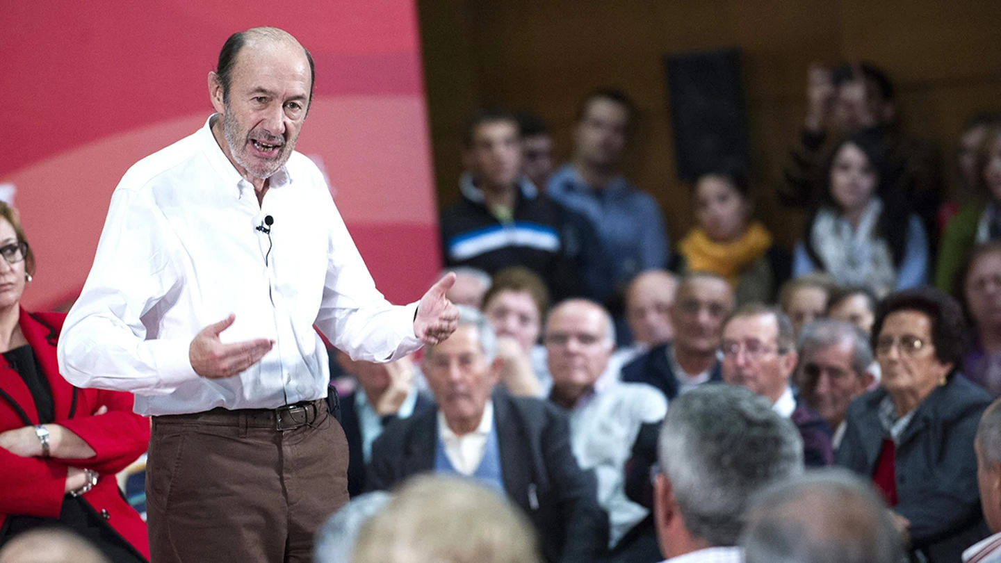 Aumentan las voces que piden primarias en el PSOE Aumentan las voces que piden primarias en el PSOE