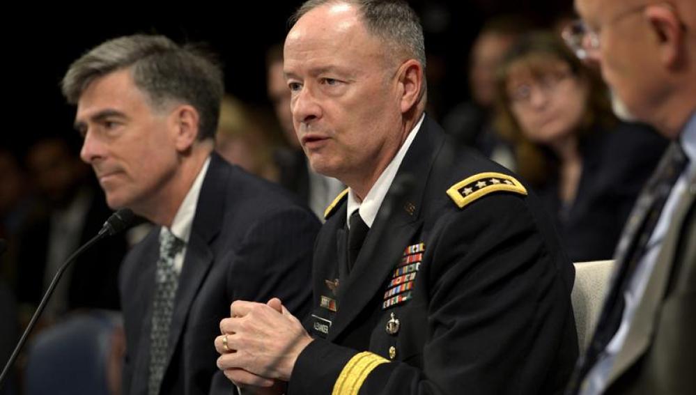 El director de la NSA, el general Keith Alexander