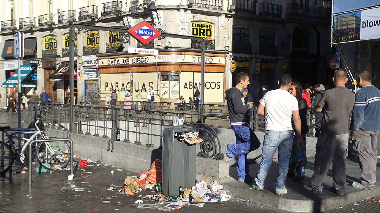 El Ayuntamiento de Madrid asegura que los servicios m&iacute;nimos no se cumplen debidamente debido a los piquetes