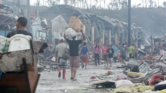 El tifón Haiyan arrasa Filipinas El tifón Haiyan arrasa Filipinas