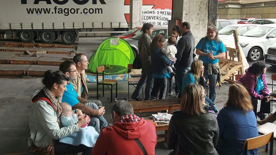 Empleados de Edesa y Fagor piden a la Corporación Mondragón que se implique en salvar los puestos de trabajo Empleados de Edesa y Fagor piden a la Corporación Mondragón que se implique en salvar los puestos de trabajo