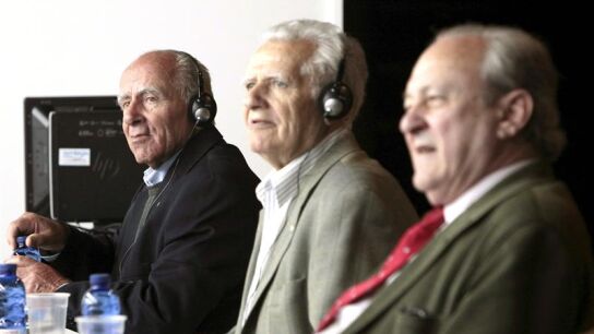 Los tres acusados, el capit&aacute;n del buque, el jefe de m&aacute;quinas y el ex irector general de la Marina Mercante