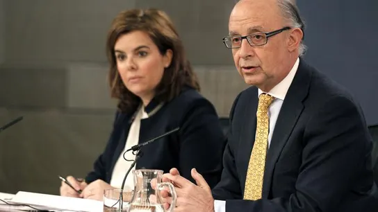 Soraya Sáenz de Santamaría y Cristóbal Montoro Soraya Sáenz de Santamaría y Cristóbal Montoro