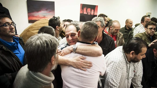 Los representantes de los trabajadores de limpieza celebran el acuerdo Los representantes de los trabajadores de limpieza celebran el acuerdo