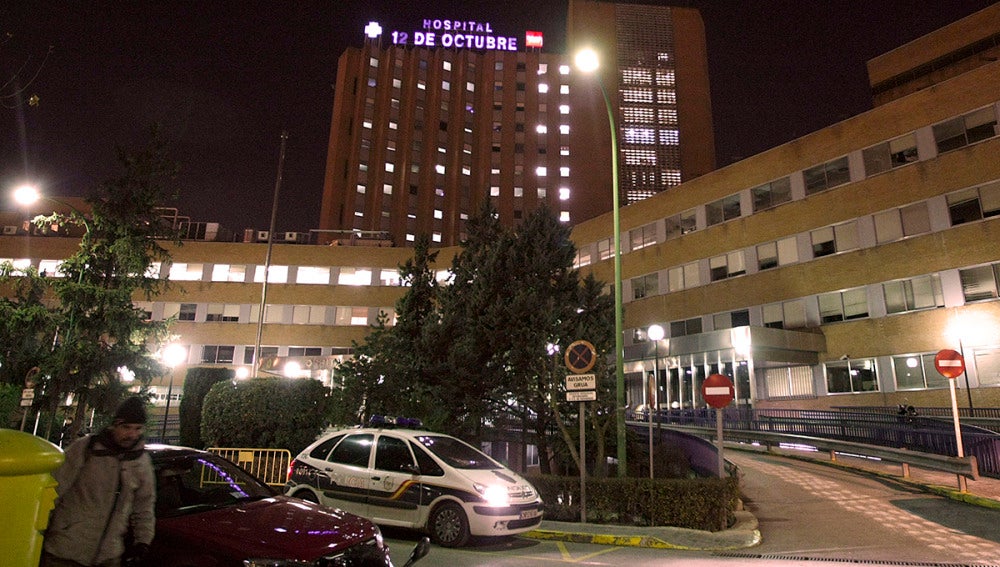 Un hombre apuñala a su pareja y se tira desde un tercer piso en Collado Villalba