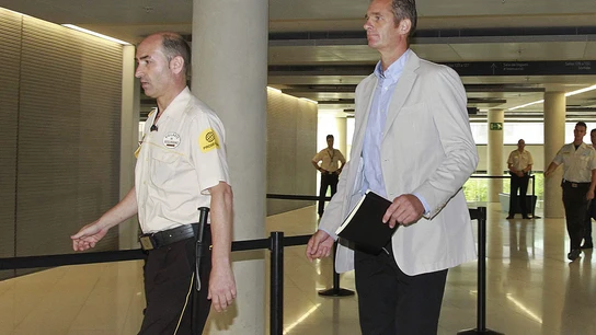 Urdangarin alquilaba a sus escoltas una plaza de garaje del Instituto Nóos y pasaba la factura a Interior Urdangarin alquilaba a sus escoltas una plaza de garaje del Instituto Nóos y pasaba la factura a Interior