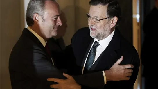 Alberto Fabra saluda a Mariano Rajoy Alberto Fabra saluda a Mariano Rajoy
